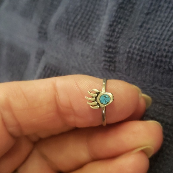 Sterling silver & turquoise bear claw pinky ring Sz 1 - Picture 1 of 3